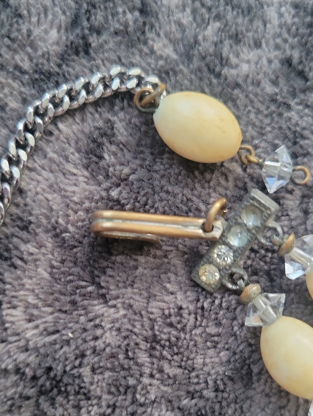 Vtg 2 Strand AB Crystal and Faux Pearl Choker - Picture 5 of 8